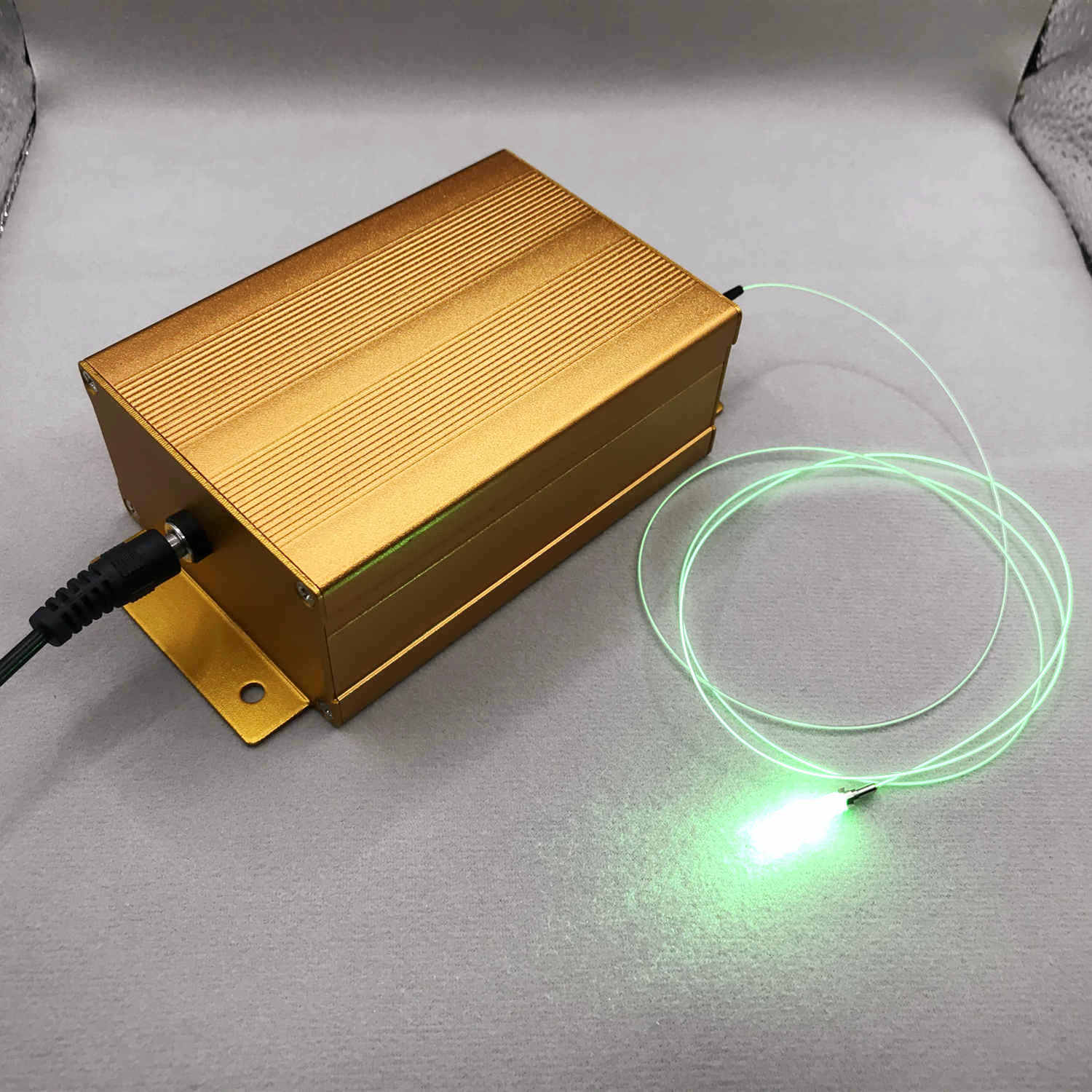 RGB fasergekoppeltes Lasermodul 60mW 12V Bluetooth Control FC-Anschluss für Corning Fibrance Lichtstreuende Faser
